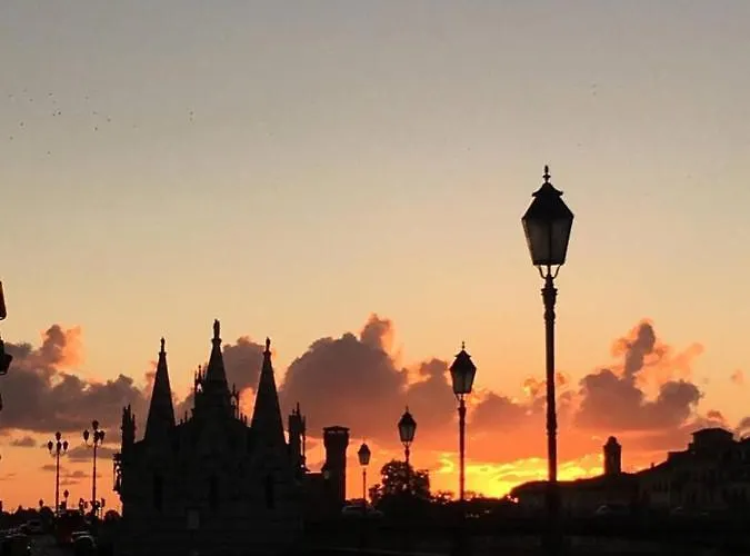 Гостевой дом Piccola Giungla Lungarno